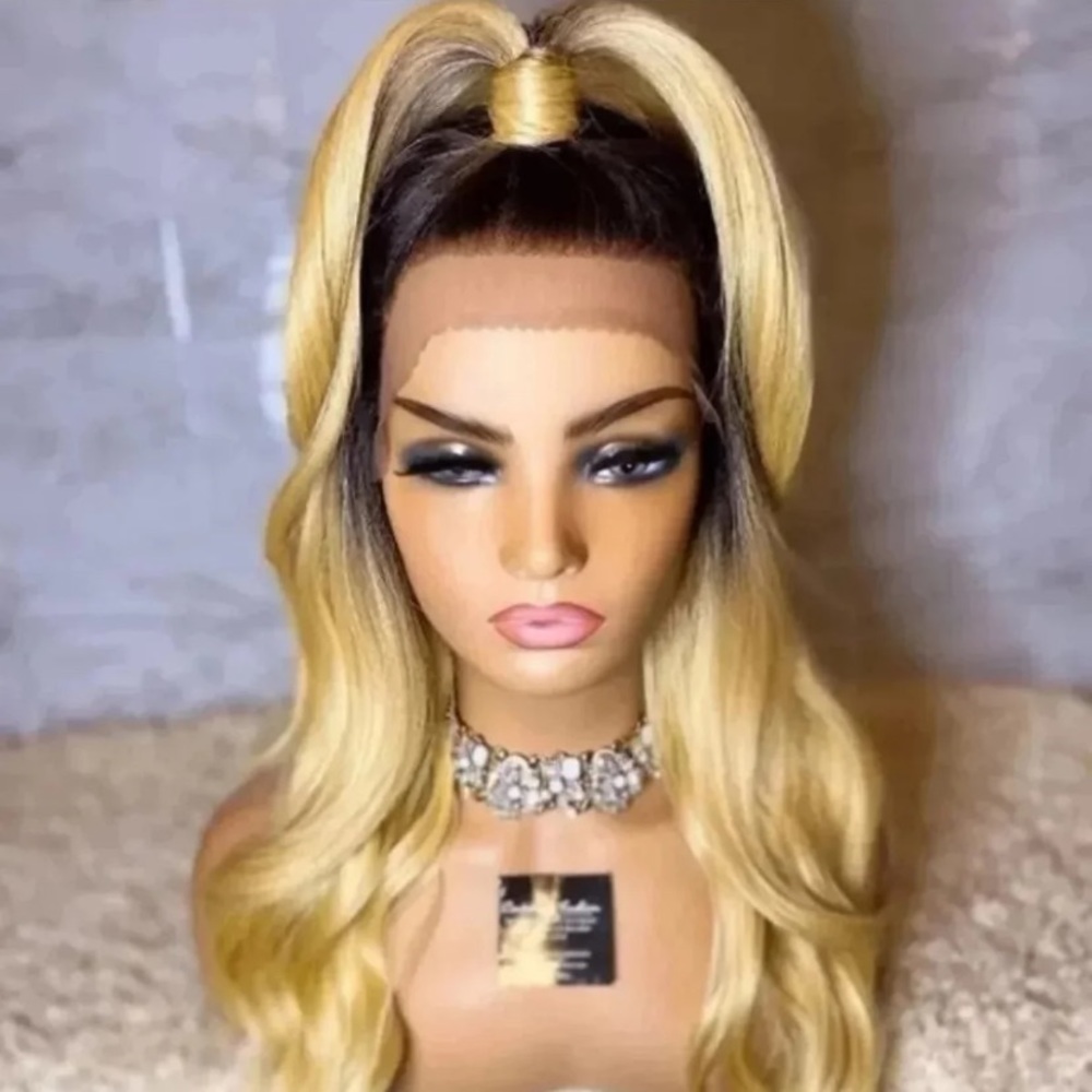 🛑SOLD🛑Lace Front Wig
